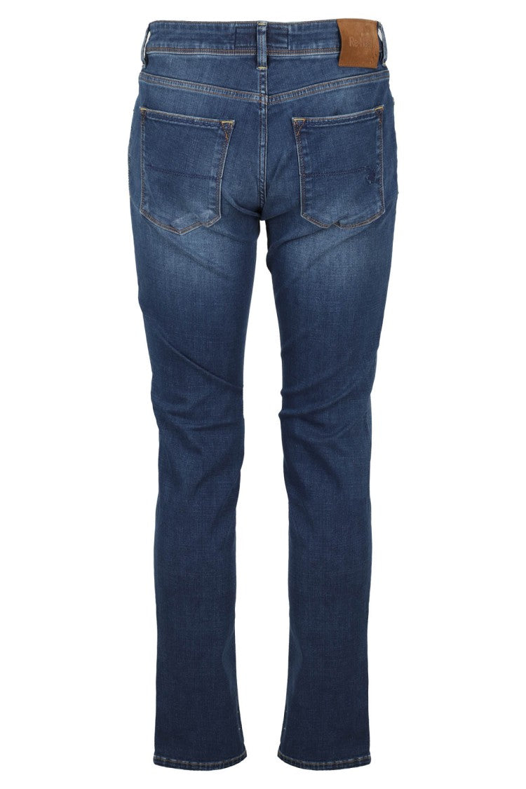 Re-Hash Medium Blue Jeans With Classic Five-Pocket Design