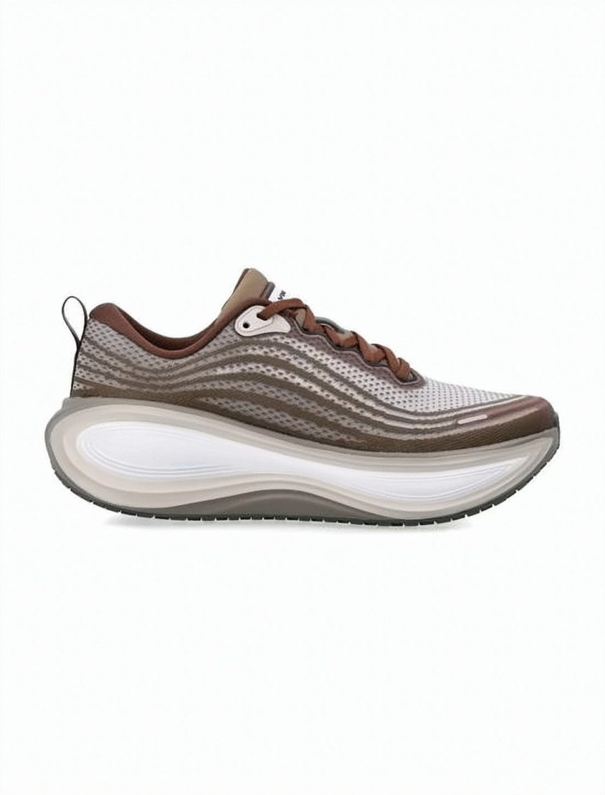 Nike Aerodynamic Women's Sneakers With Layered Sole Design