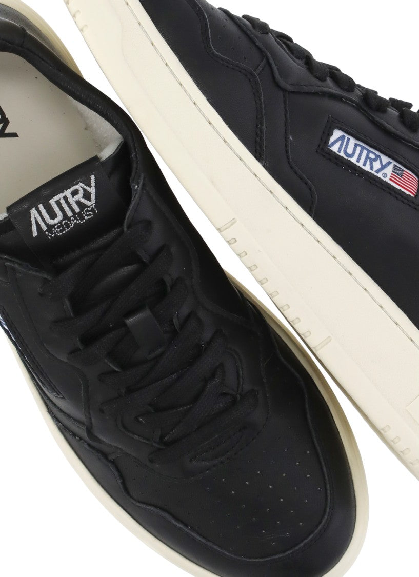 Autry Medalist Leather Sneakers