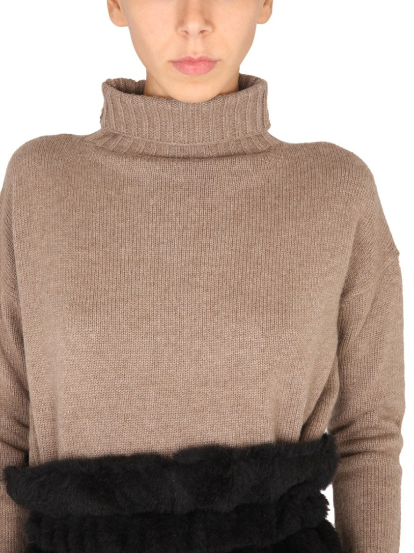 Max Mara Cropped Round-Neck Top With Fitted Silhouette
