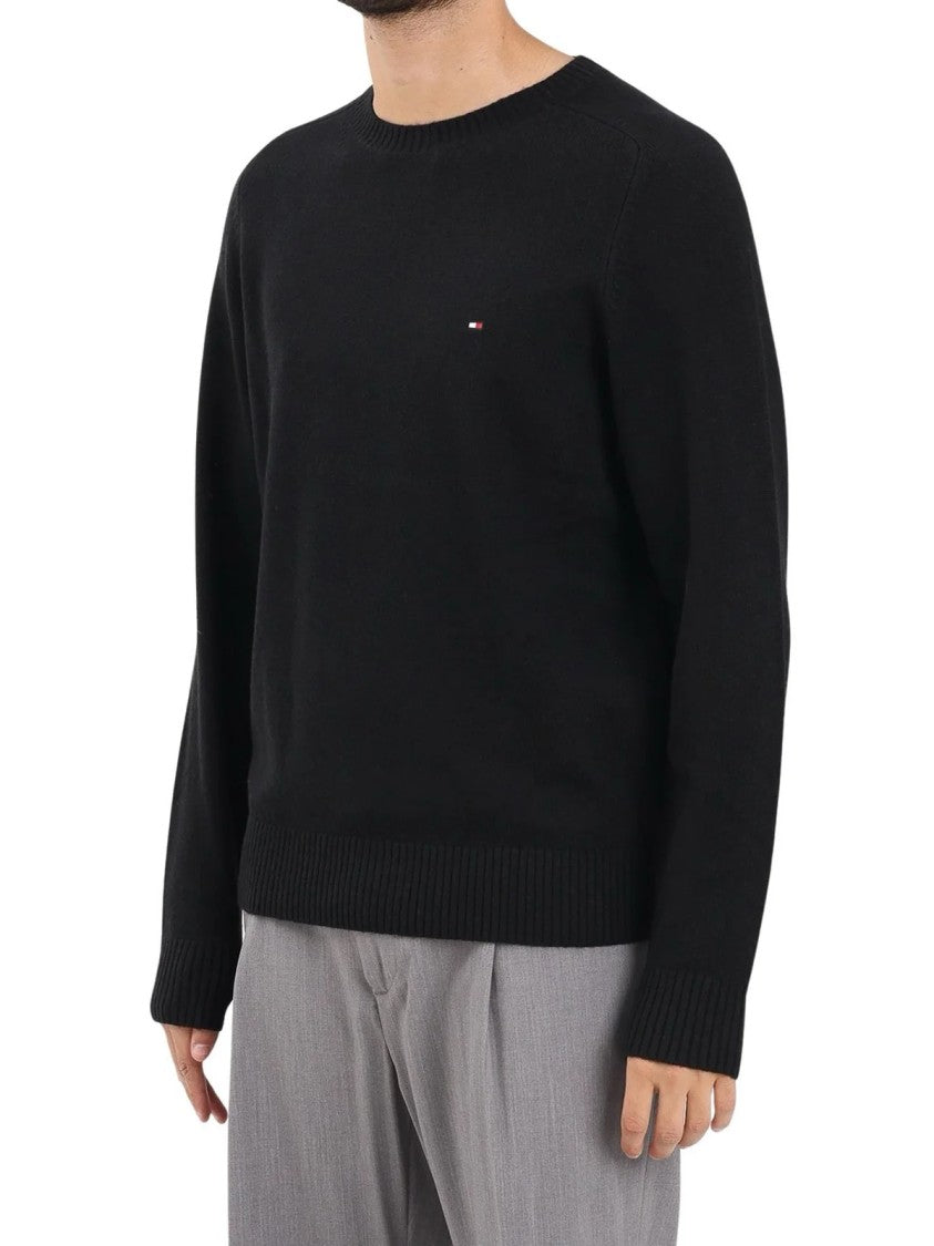 Tommy Hilfiger Wool Knit Crewneck Pullover With Modern Raglan Sleeves
