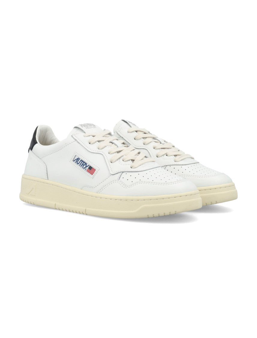 Autry Medalist Low-Top Sneakers