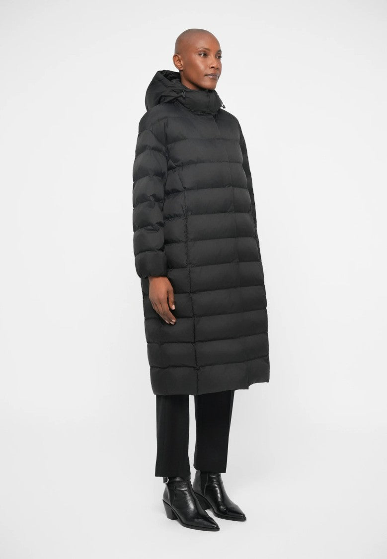 Max Mara Quilted Down Coat With High Collar