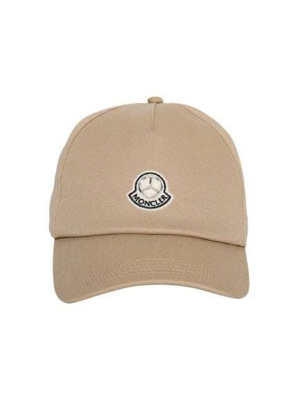 Moncler Dual Logo Baseball Cap In Beige