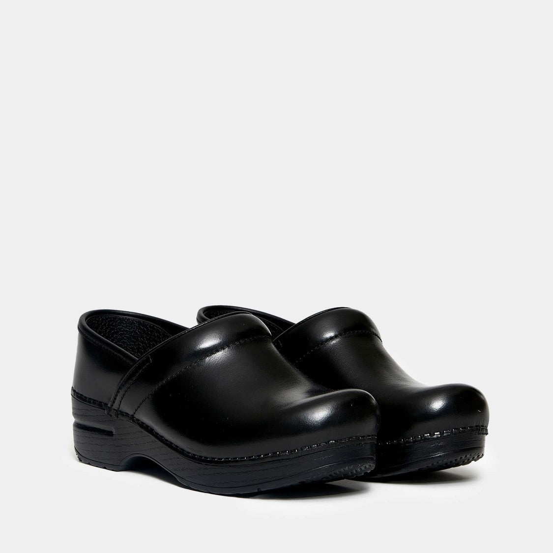 Dansko Professional Clog In Black Shiny Leather