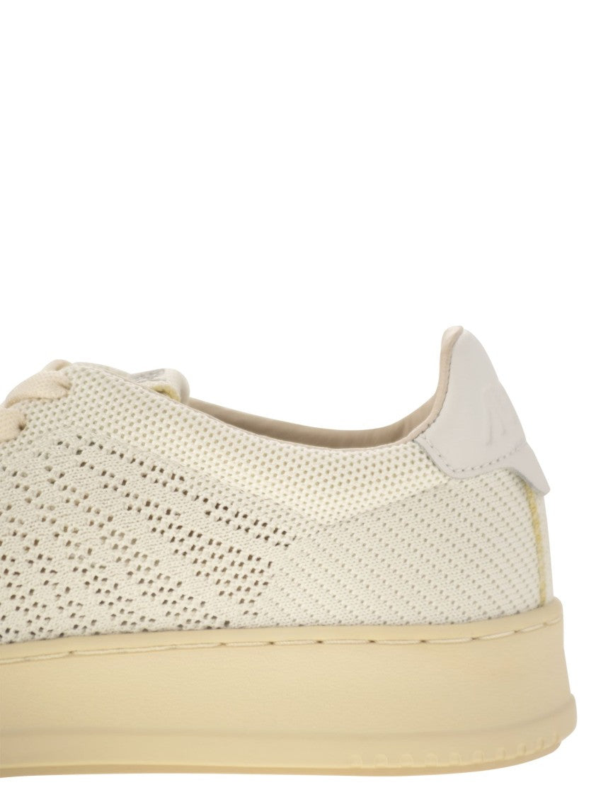 Autry Easeknit - Perforated Fabric Trainers