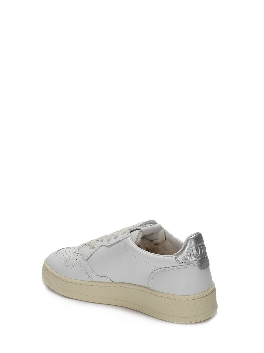 Autry White Medalist Low Wom Sneakers