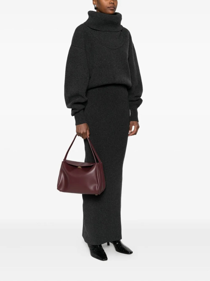 Themoirè Structured Minimalist Handbag With Smooth Finish