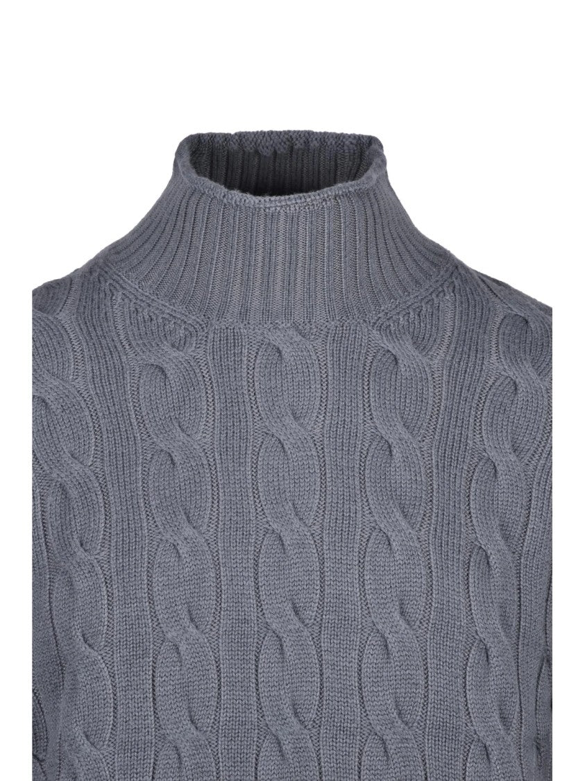 Kangra Extrafine Merino Wool Turtle Neck Sweater With Classic Cable Knit Design
