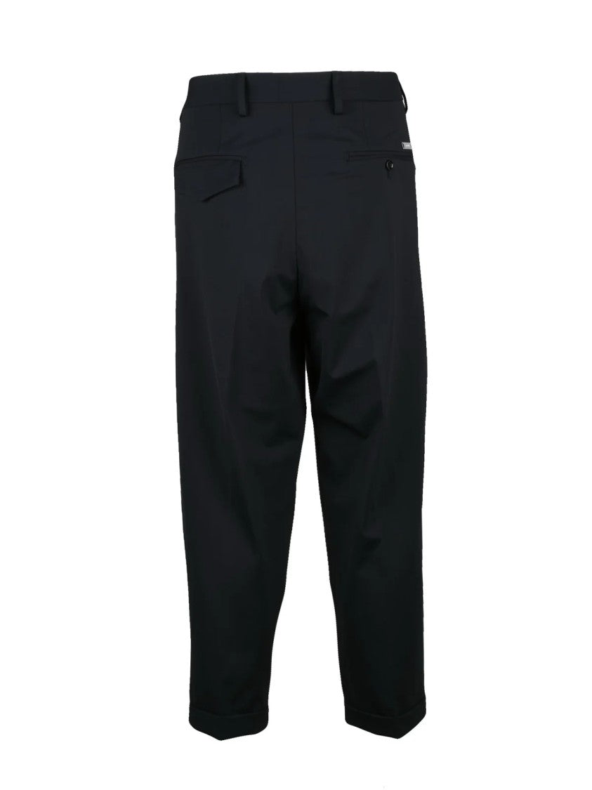Les Hommes Technical Black Trousers With Tapered Silhouette And Functional Pockets