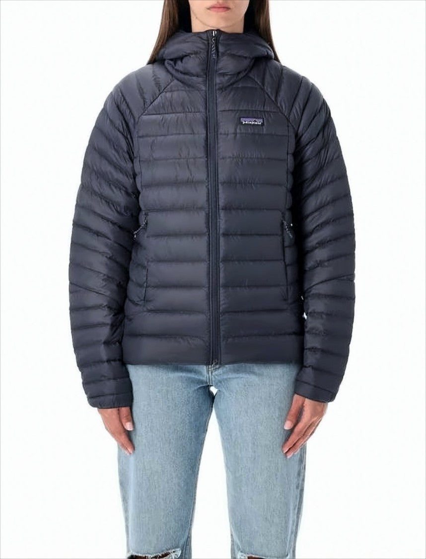 Patagonia Hooded Padded Jacket With Quilted Design And Side Pockets