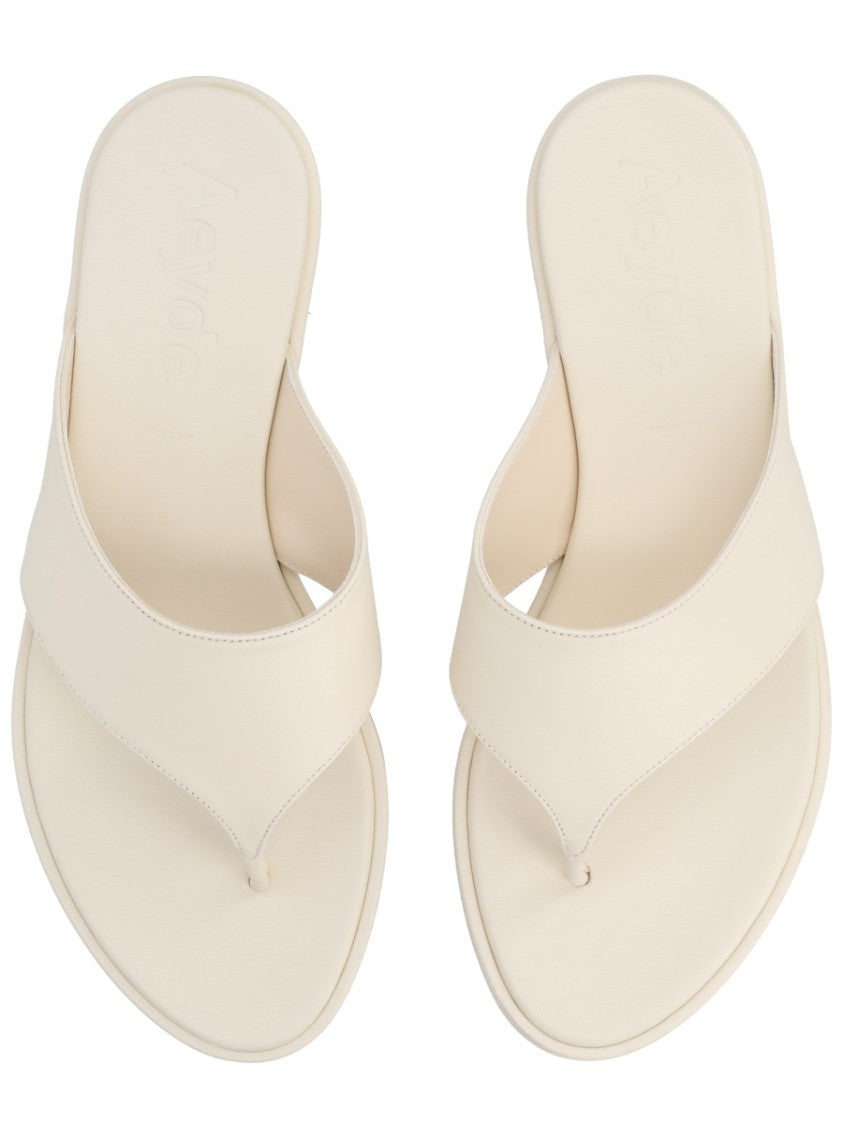 Aeydē Black Leather Toe Post Sandals