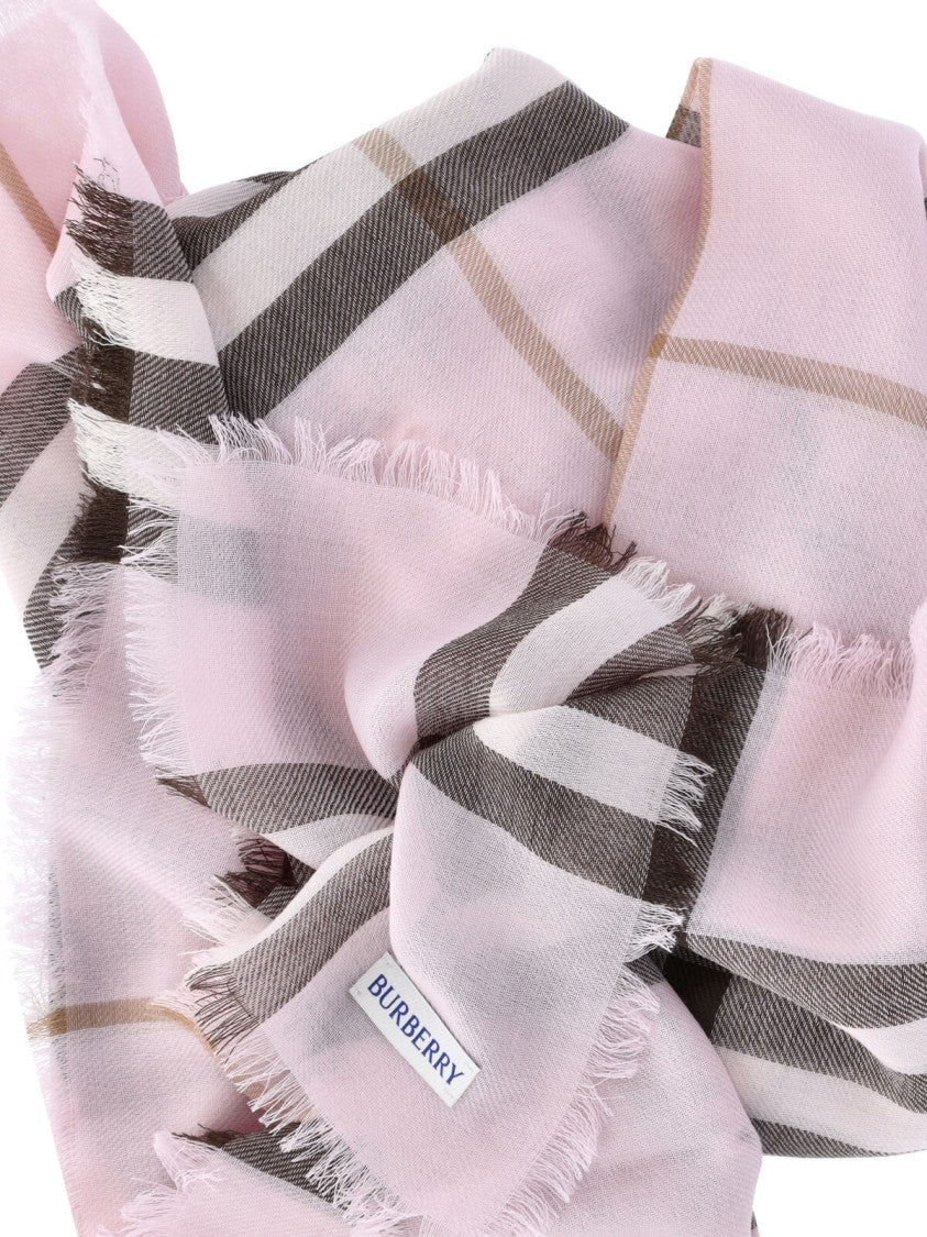 Burberry Classic Check Pattern Scarf In Light Pink