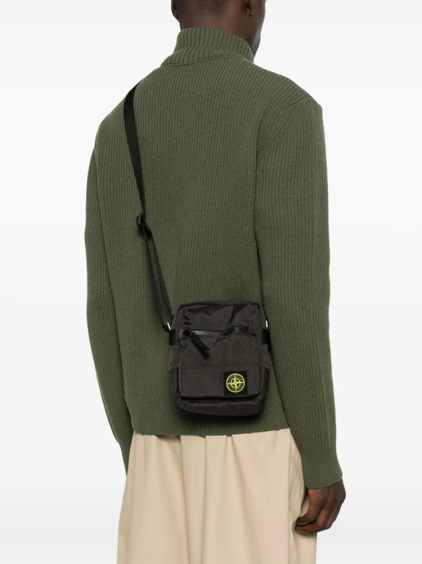 Stone Island Logo-Patch Messenger Bag