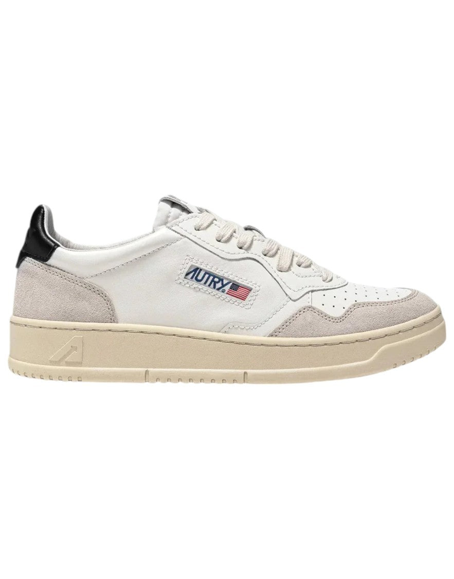Autry Medalist Low Women’S White/Black Sneakers