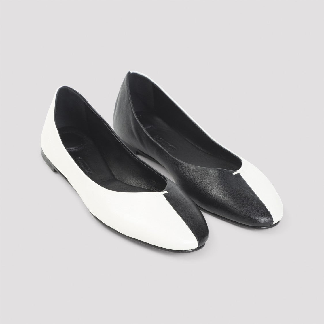 Jacquemus Contrasting Two-Panel Nappa Leather Ballerinas