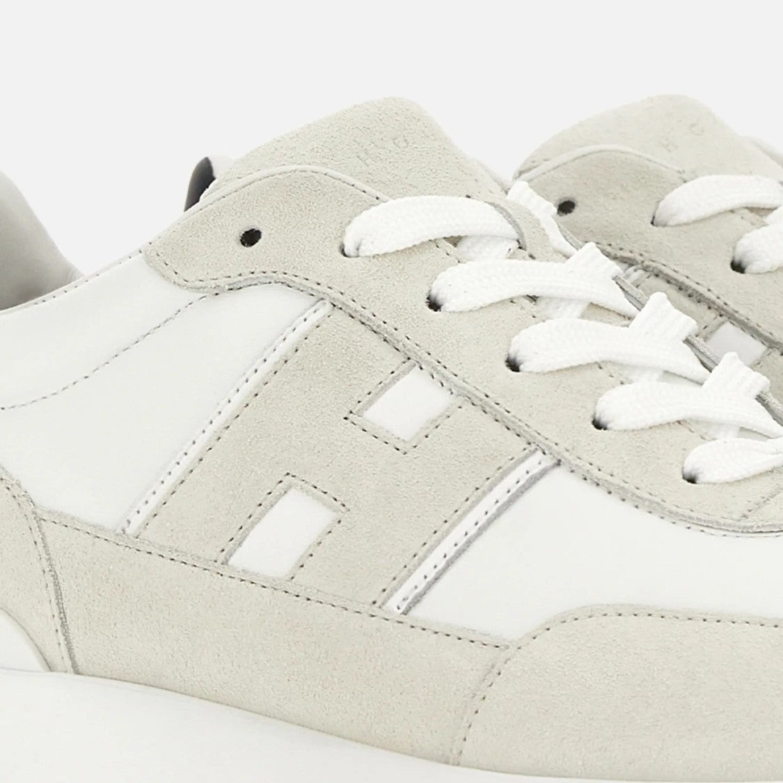 Hogan H709 Allacciato H Banda Sneakers In White