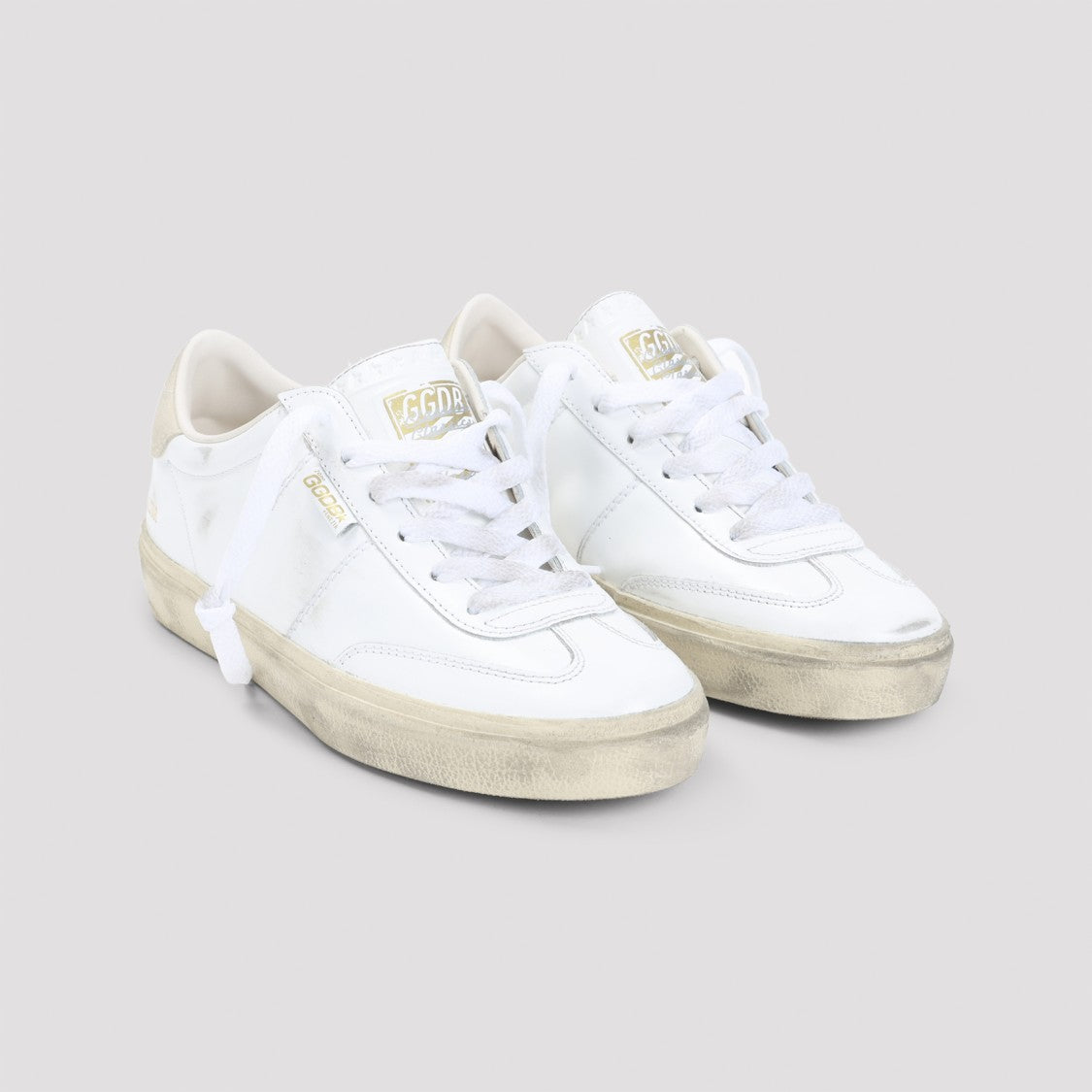 Golden Goose Classic Lace-Up Low-Top Sneakers