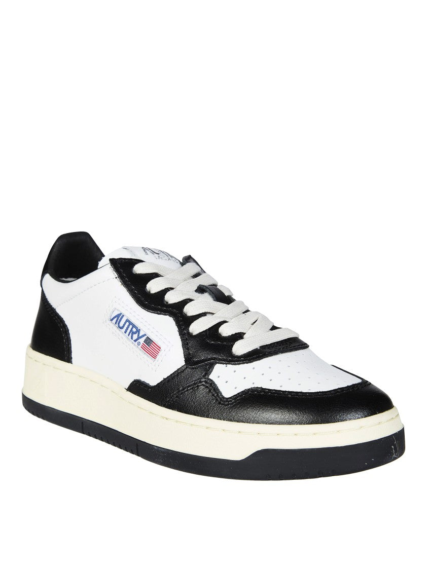 Autry White Medalist Low Wb01 Sneakers