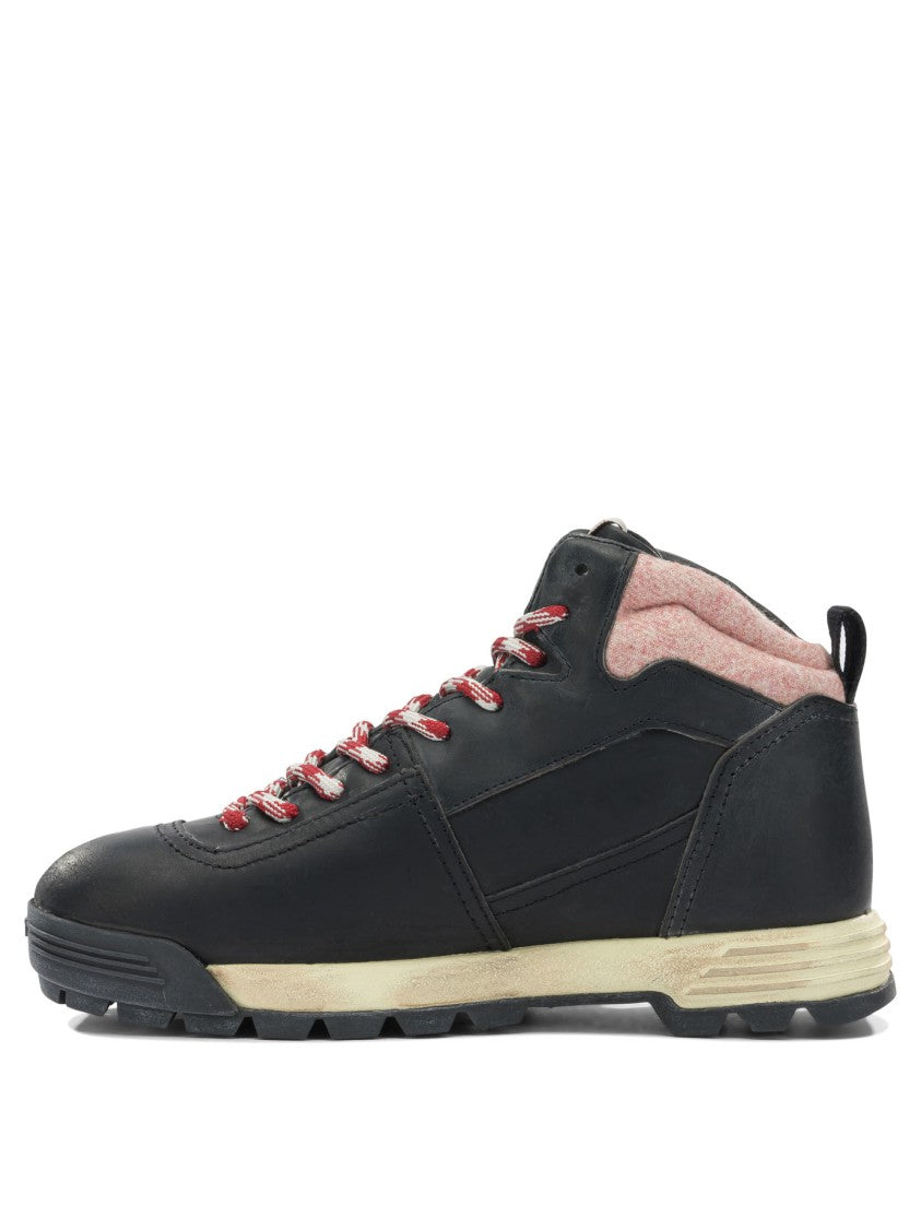 Autry Black Ankle Boots With Padded Collar And Textured Tread