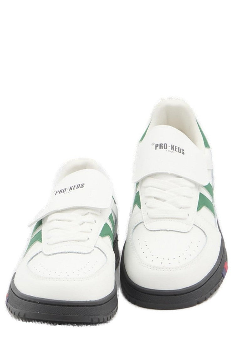 Pro Classic White Sneakers With Minimalist Design