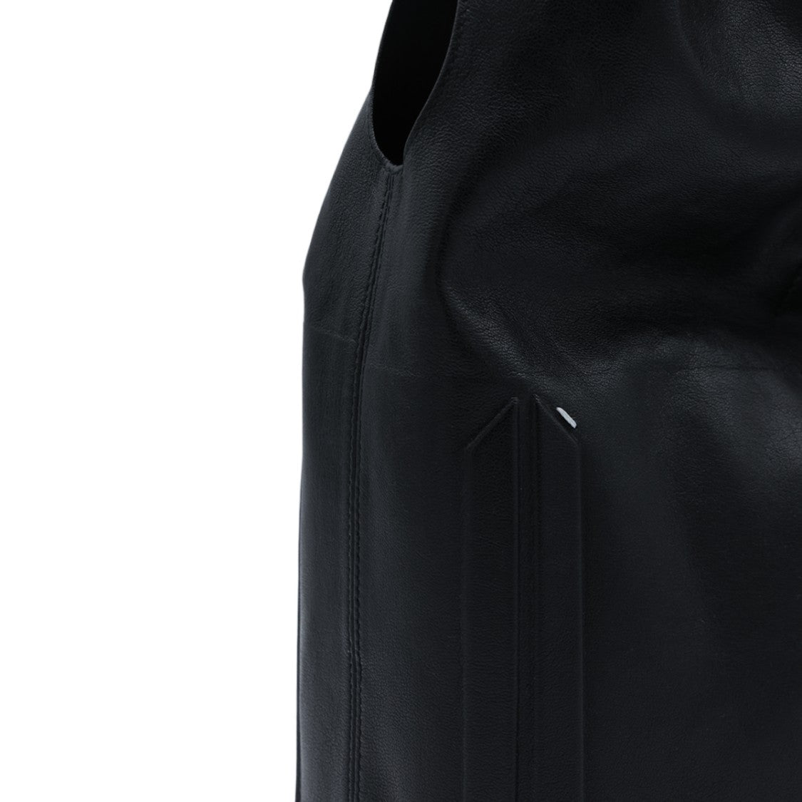 Maison Margiela Soft-Structured Black Bag With Rounded Handle And Subtle Accents