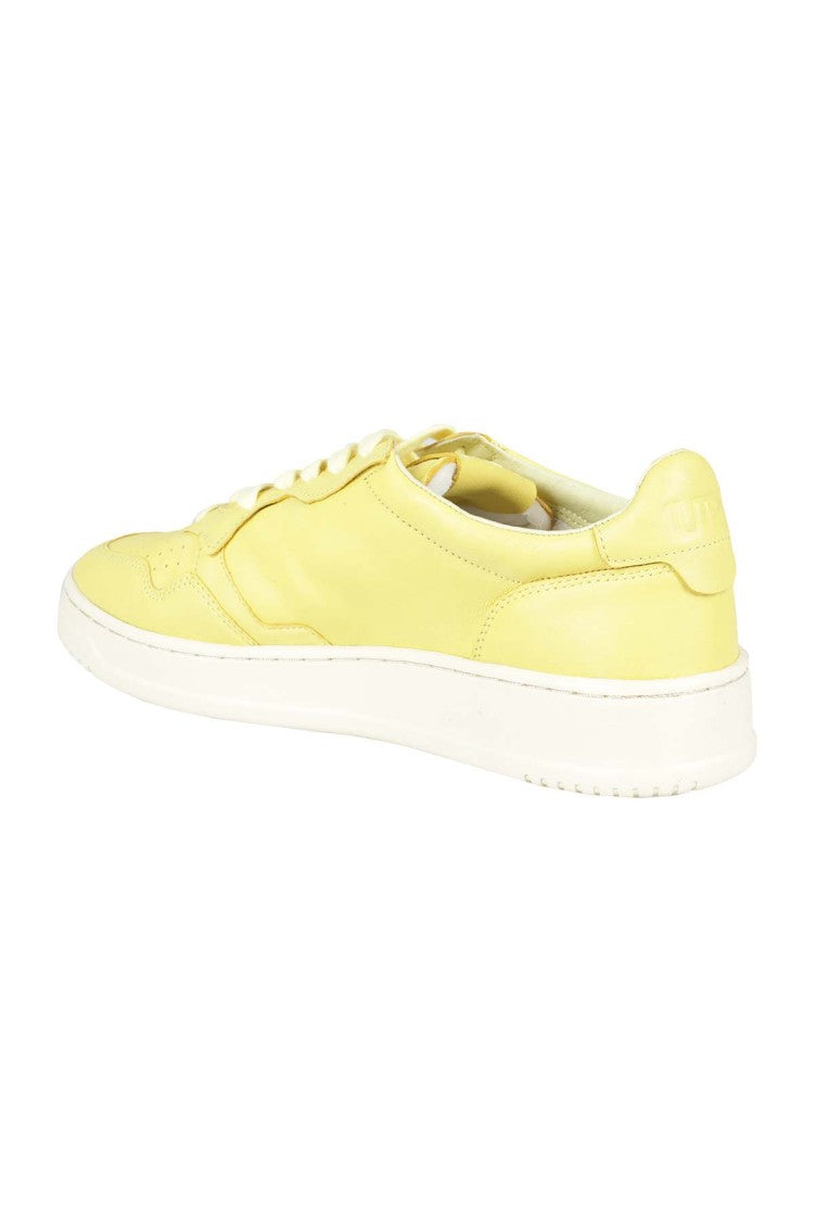Autry 01 Low Top Sneakers
