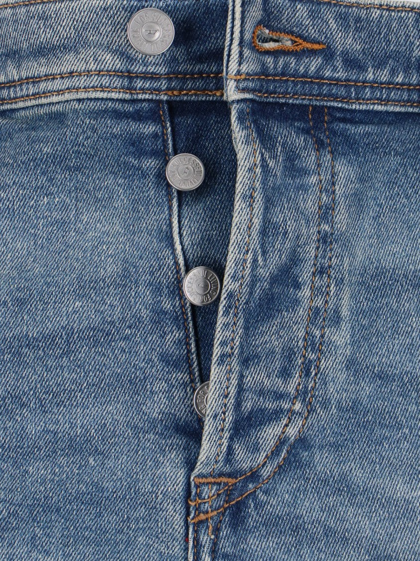 Diesel "D-Finitive" Straight Jeans – Light Blue