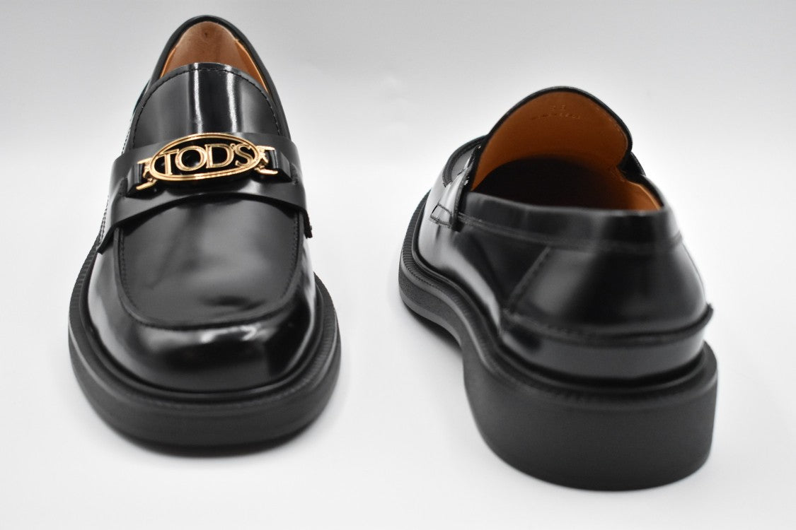 Tod's Laced Black Flat Shoes With Signature Logo