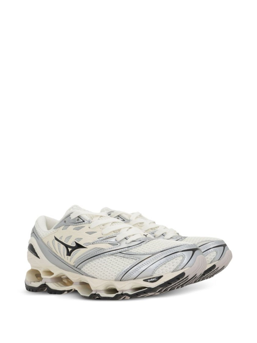 Mizuno Breathable Mesh Wave Sole Sneakers