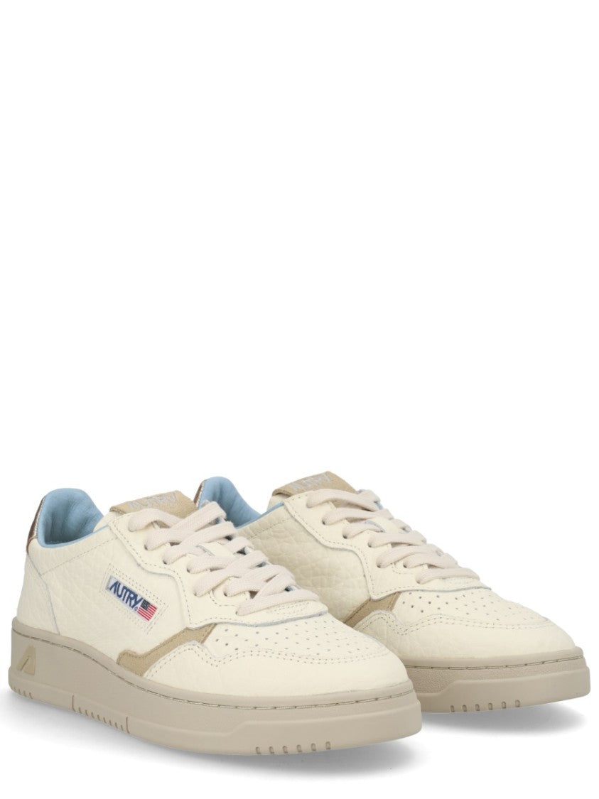 Autry Medalist Low Metallic Accents Sneakers
