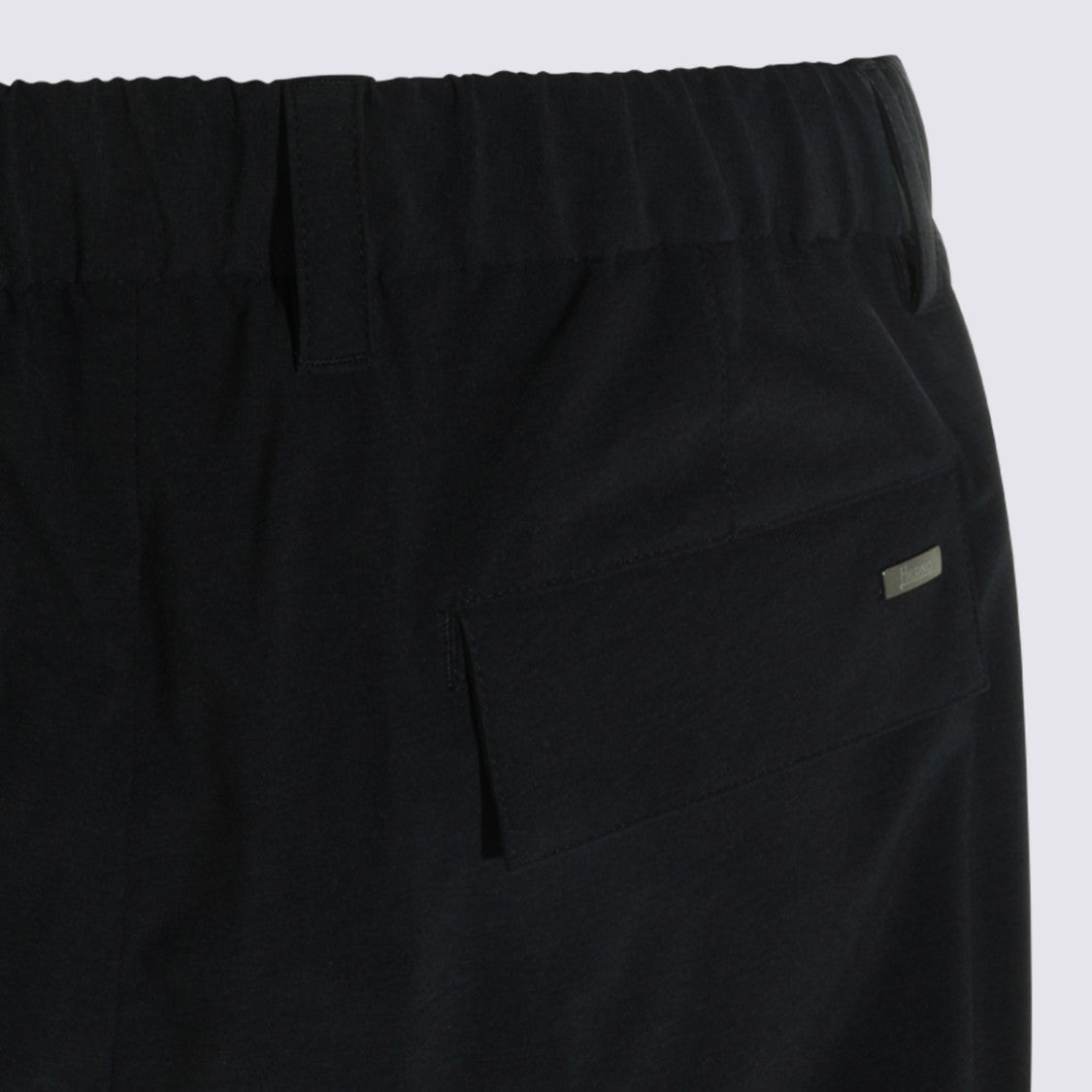 Herno Tapered Black Trousers With Elastic Waistband And Flap Pockets