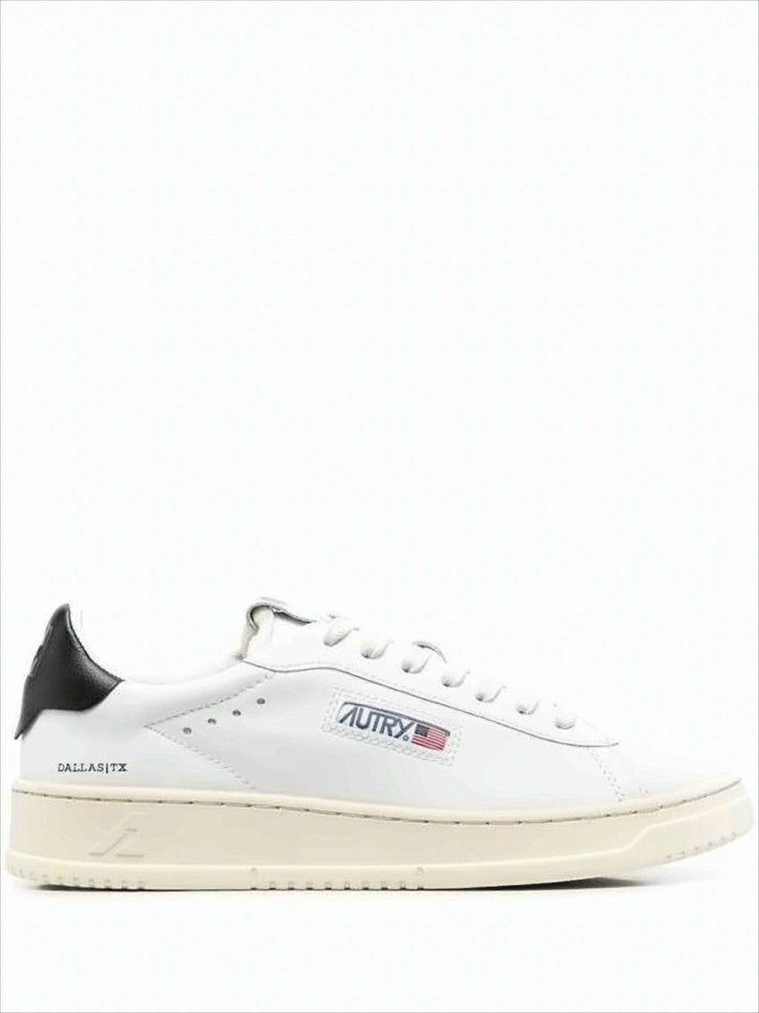 Autry Minimalist White Leather Low-Top Sneakers With Subtle Perforations