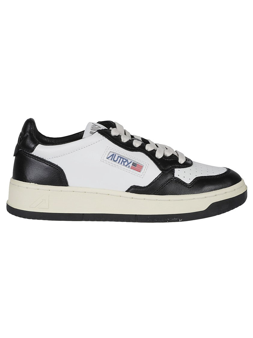 Autry Medalist Low Leather Low-Top Sneakers