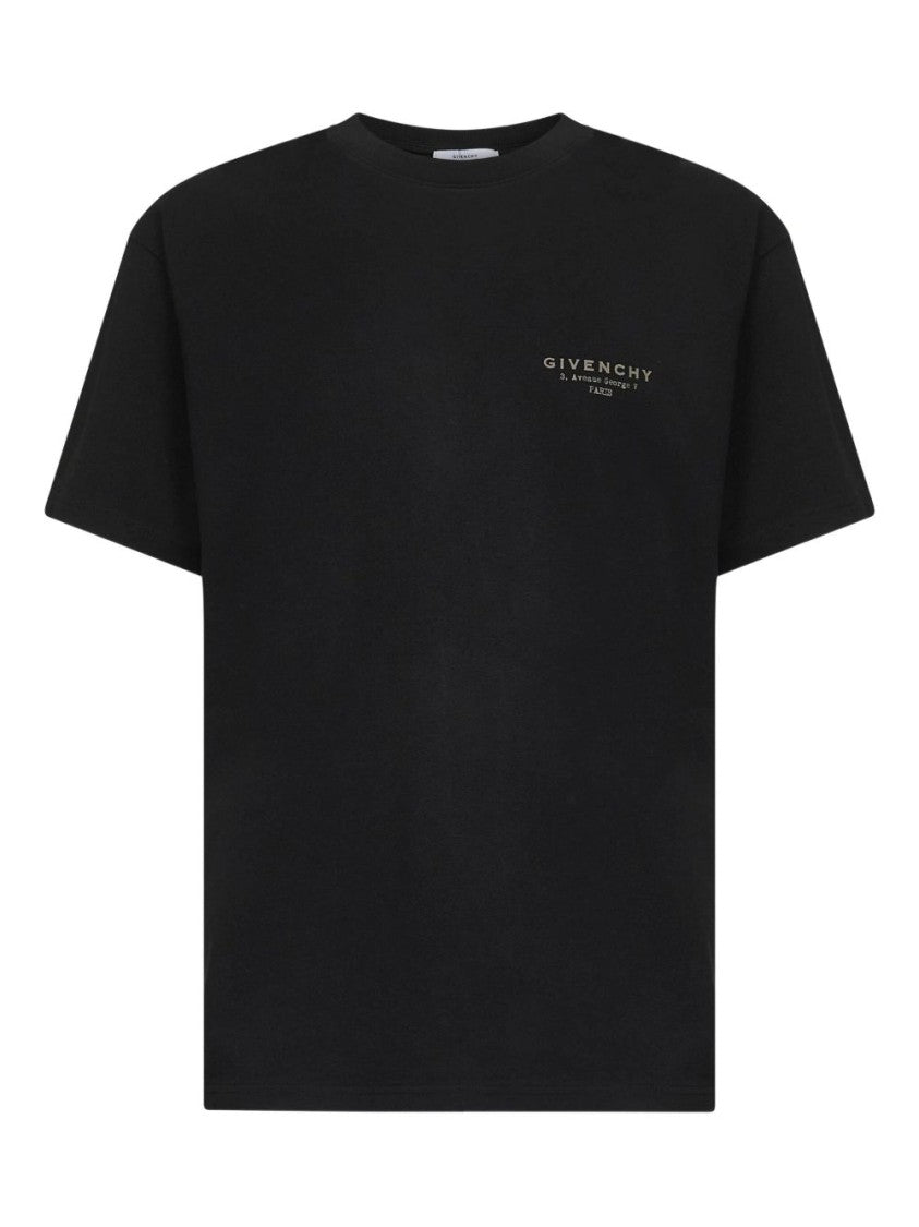 Givenchy Classic Black T-Shirt With Subtle Logo Print