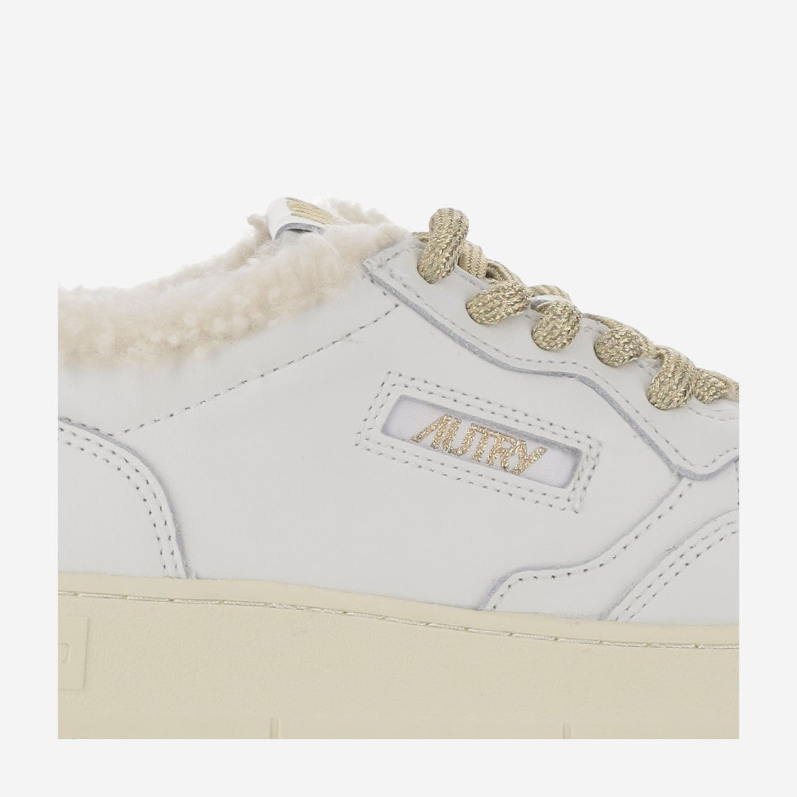 Autry Low Medalist Leather Sneakers