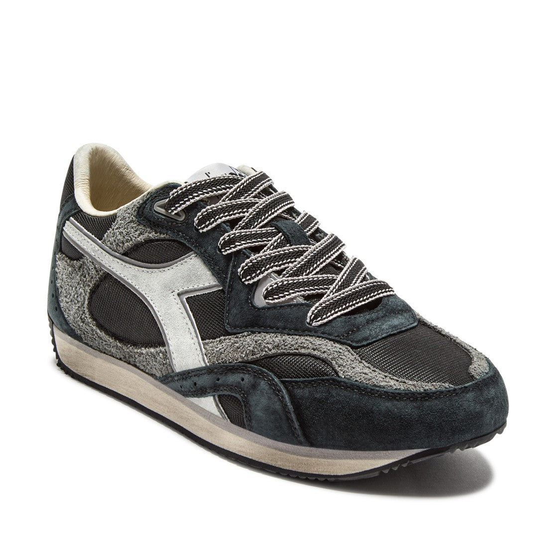 Diadora Equipe Revenge Sneakers In Black Leather