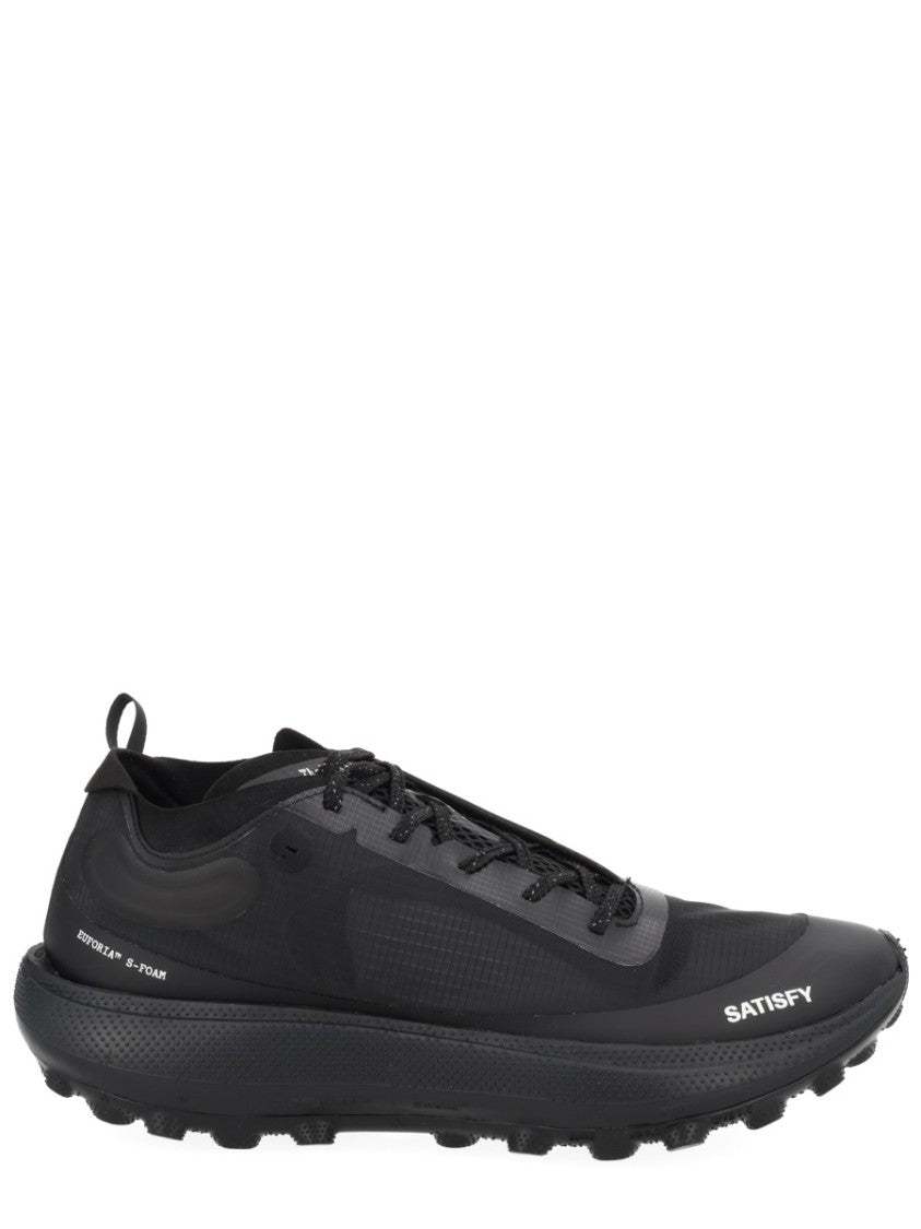 Satisfy Streamlined Black Sneakers With Rugged Tread And Textural Details