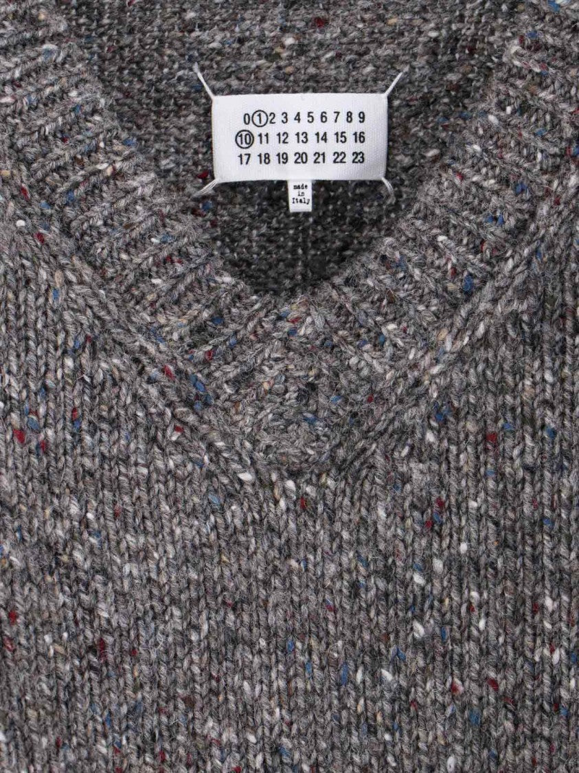 Maison Margiela Textured Knit V-Neck Sweater In Shades Of Grey