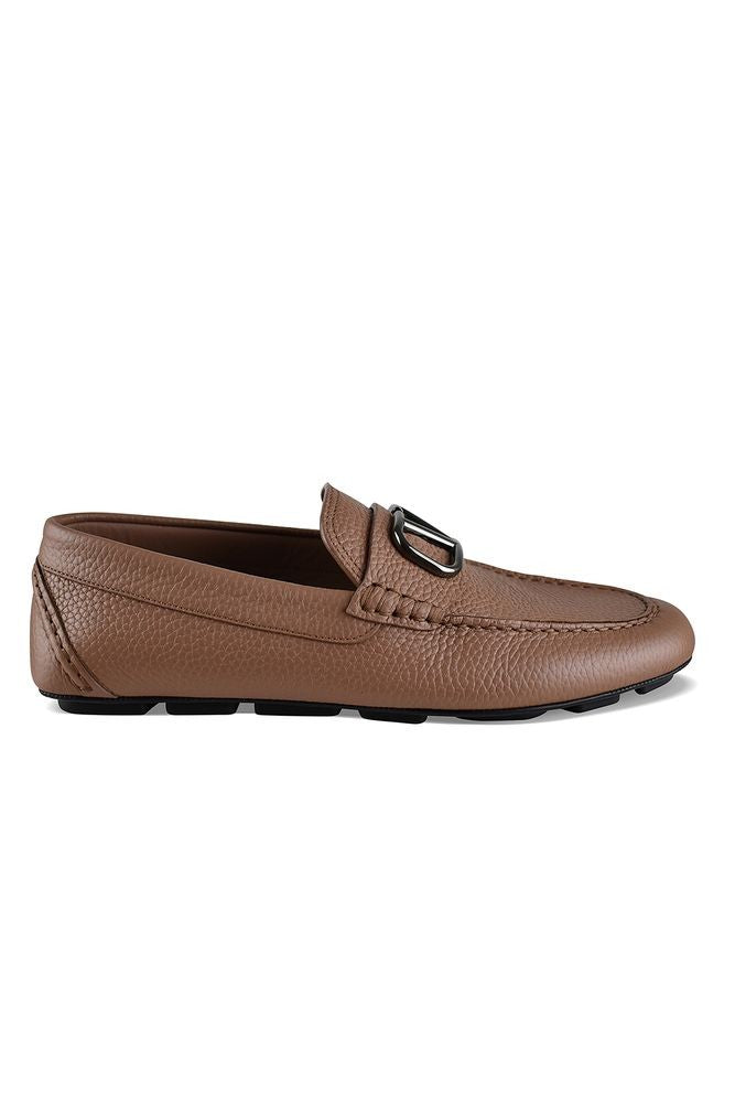 Valentino Garavani Camel Grained Leather Vlogo Loafers