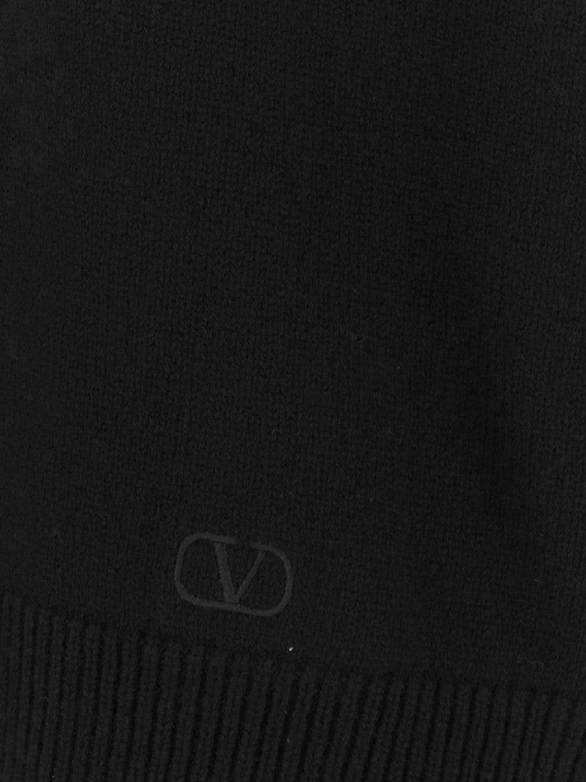 Valentino Maglia Cashmere V-Neck Knit Sweater