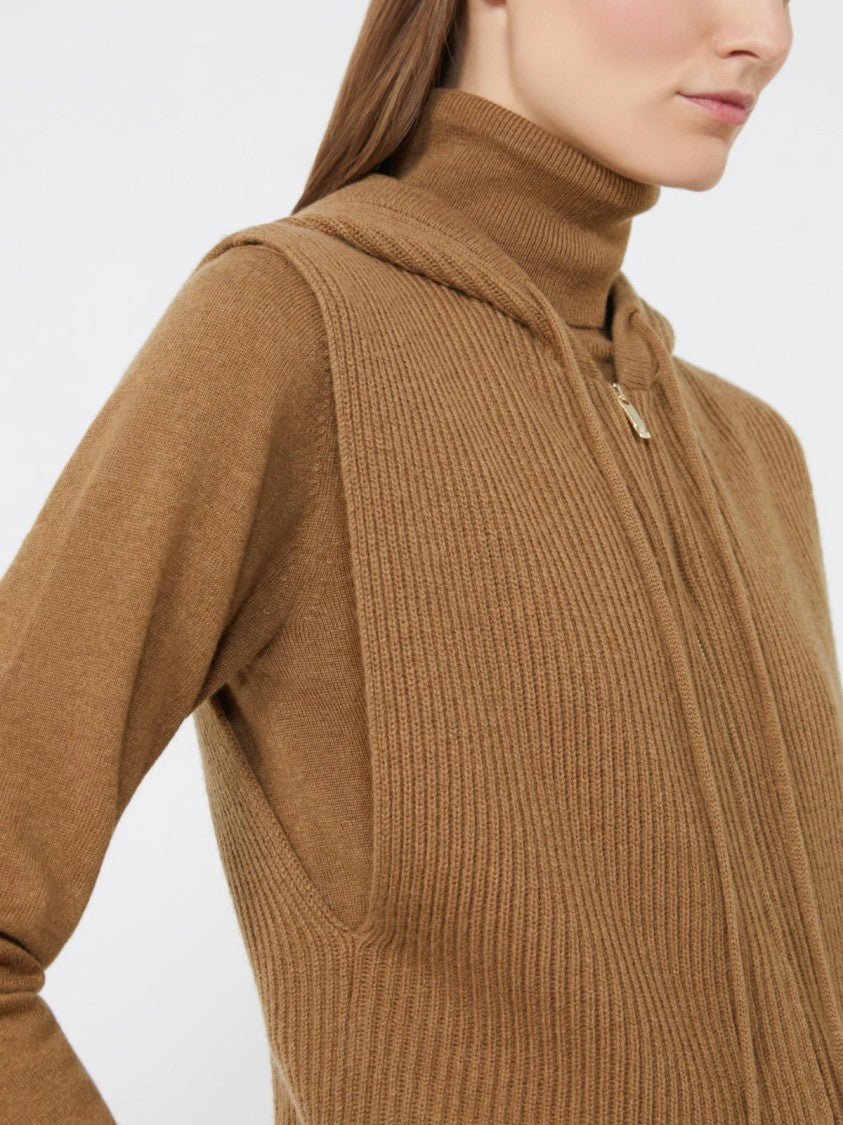 Max Mara Ribbed Knit Vest With Front Zipper