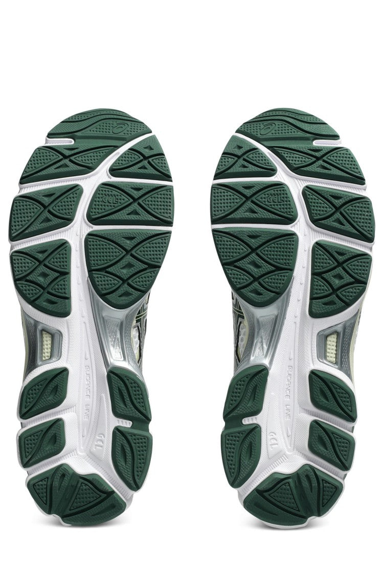Asics White Forest Gel-Cumulus 16 Sneakers