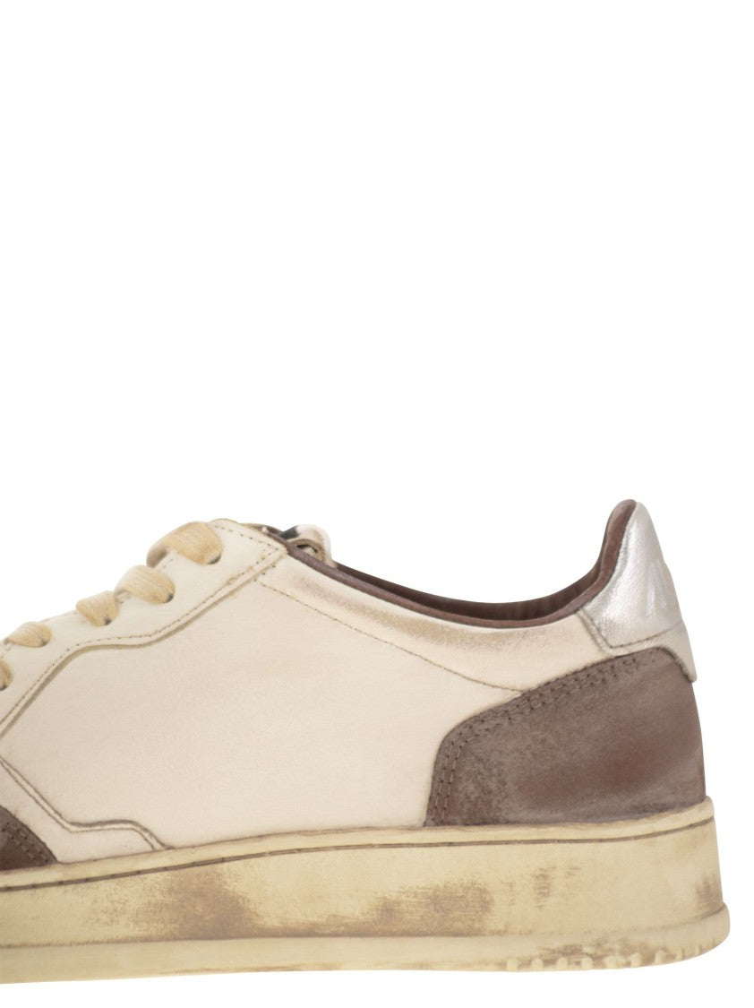 Autry Super Vintage - Leather Sneakers
