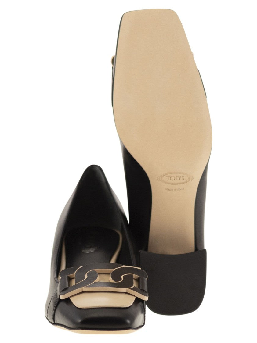 Tod's Calfskin Pumps With Custom Metal Chain Accent