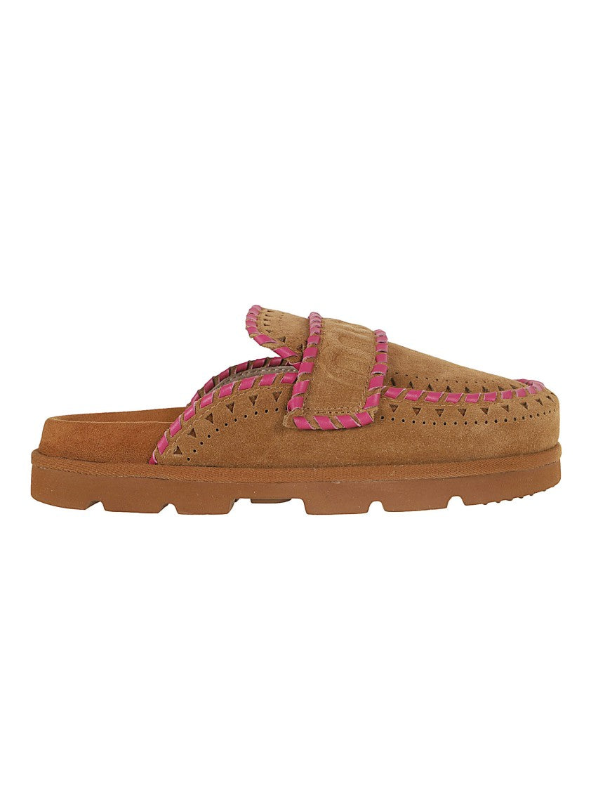 Mou Suede Clog With Fuchsia Whipstitch Detailing