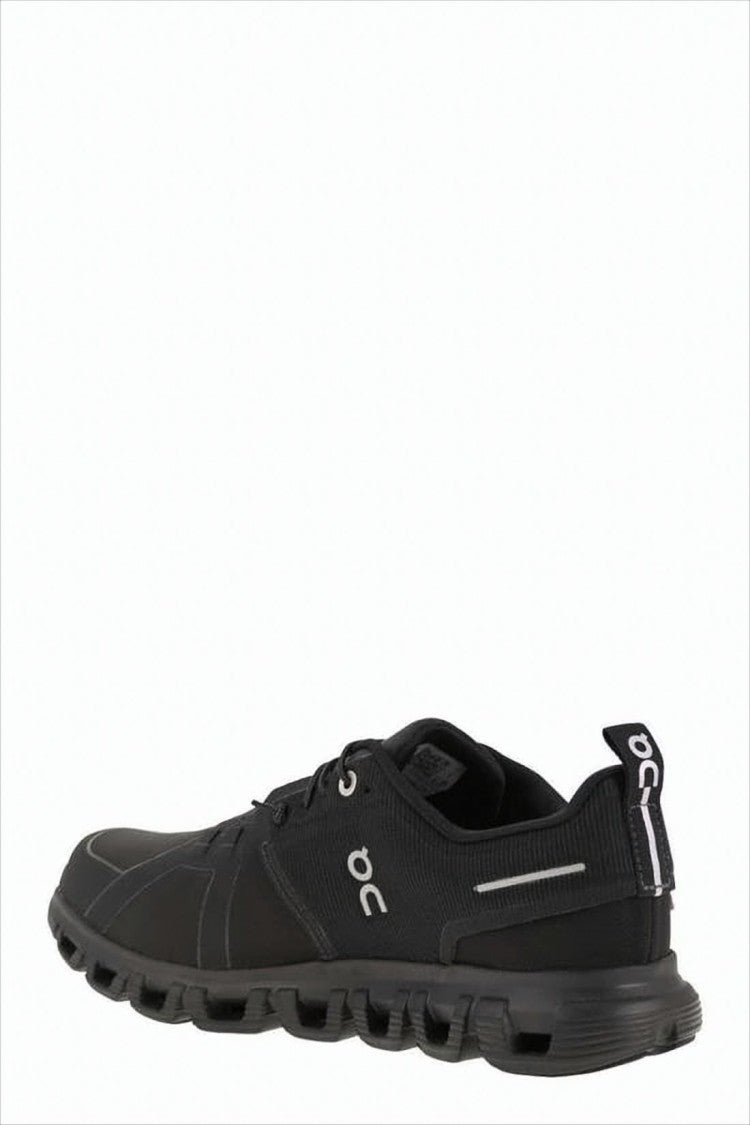 On Running Breathable Mesh Sneakers With Distinctive Segmented Sole