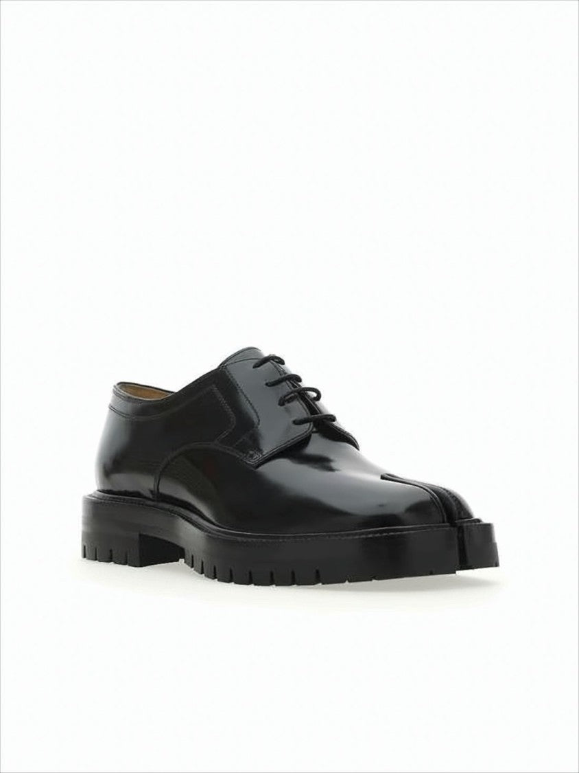 Maison Margiela Split-Toe Lace-Up Dress Shoes With Polished Leather Finish