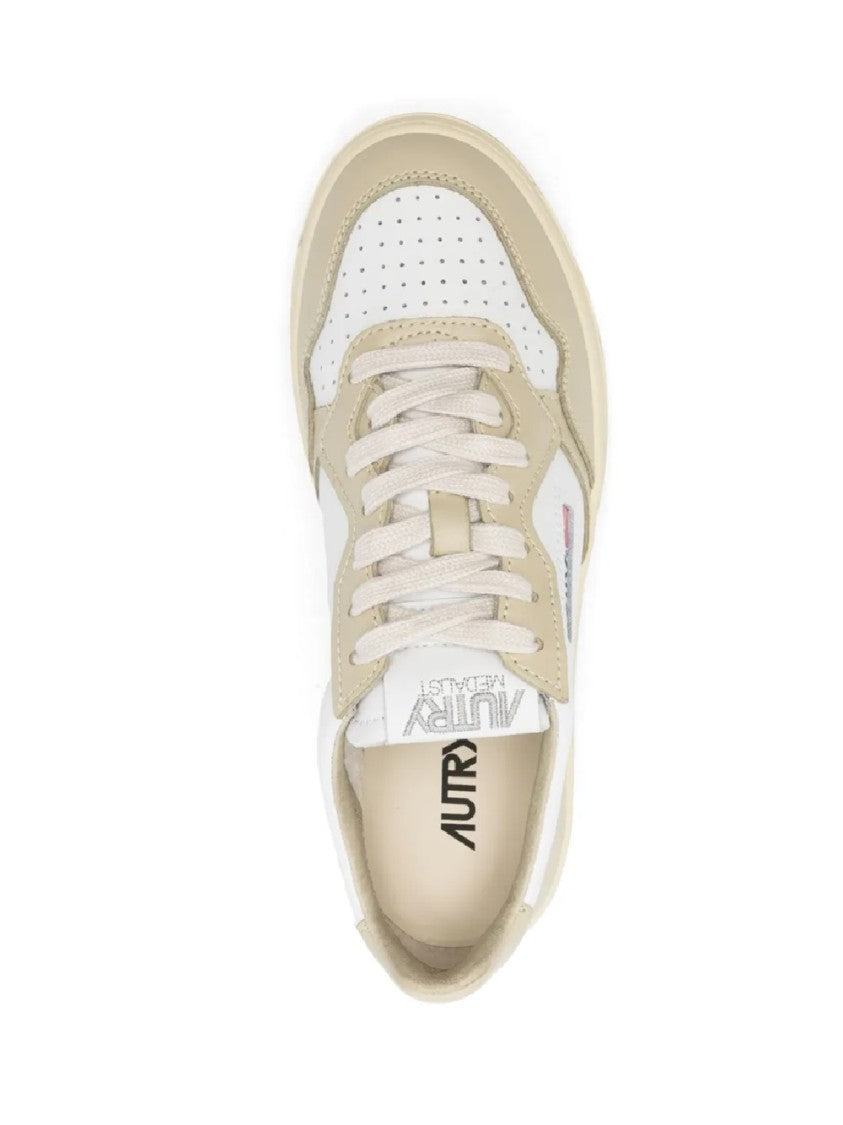 Autry Medalist Low-Top Sneakers
