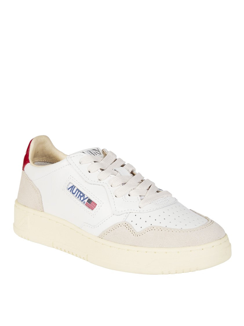 Autry White Medalist Low Ls43 Sneakers